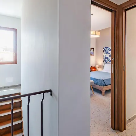 Beautiful In With House A Panoramic View